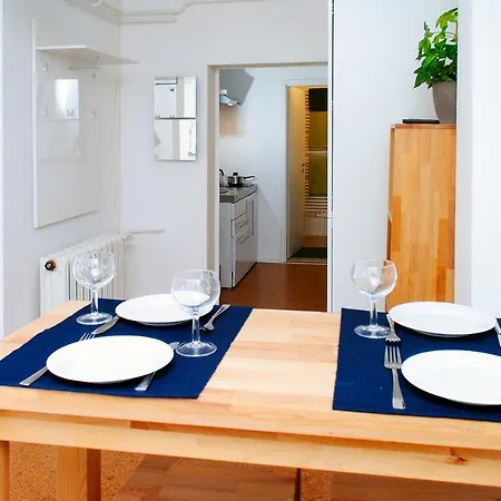 Ueber Dem Kino Toni ברלין